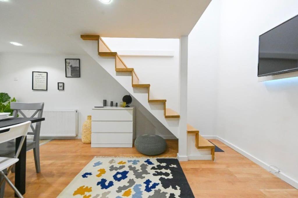 2 Bedroom Flat In Damjanich Str., Hirsch Budapest Extérieur photo
