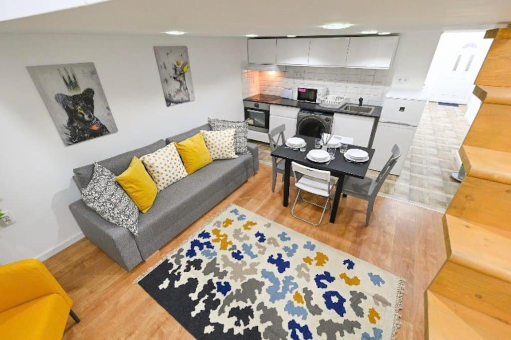 2 Bedroom Flat In Damjanich Str., Hirsch Budapest Extérieur photo